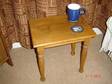 £10 - PINE COFFEE Table. Medium Oak